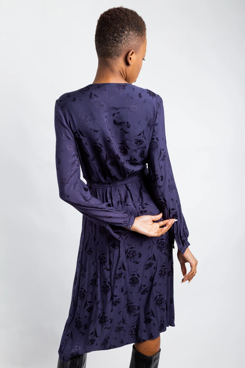 LA PETITE ETOILE Robe Dana 6 LA PETITE ETOILE Robe Dana – Image 4