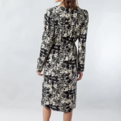 Vila Robe Dara 16 Vila Robe Dara -Pas Cher Vestylis Magasin large A9JT0J 1