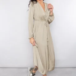 Louise Misha Robe Chally Khaki 11 Louise Misha Robe Chally Khaki -Pas Cher Vestylis Magasin large IMG 5094