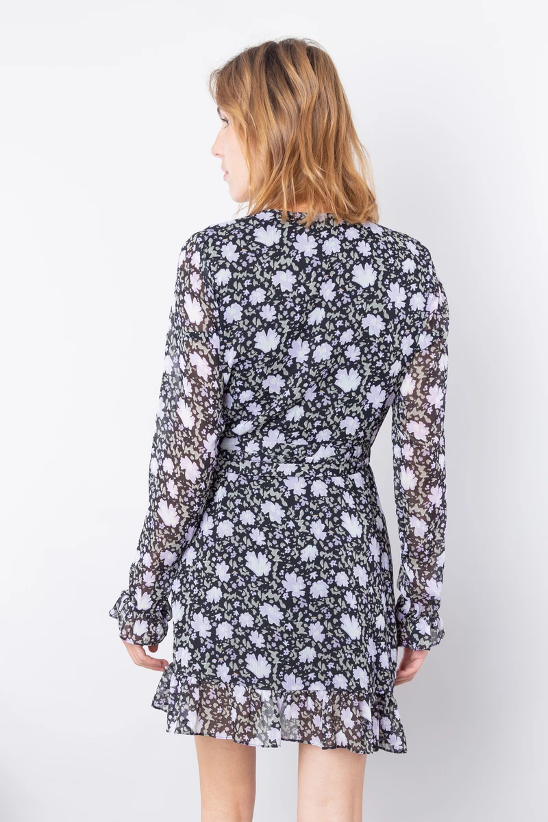 NA-KD Robe Verlie 7 NA-KD Robe Verlie – Image 5