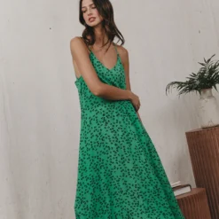 Robe Karla -Pas Cher Vestylis Magasin large KARLA 12245 VERT P4