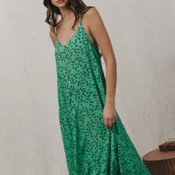 Robe Karla -Pas Cher Vestylis Magasin large KARLA 12245 VERT P5