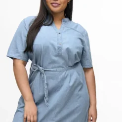 ONLY CARMAKOMA Robe Cardamia