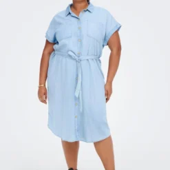 ONLY CARMAKOMA Robe Carlema -Pas Cher Vestylis Magasin large ONLY CARMAKO SpringSummer2022 3925754 15262200