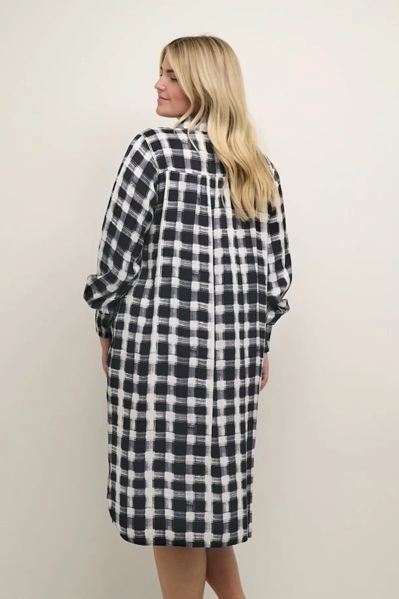 Robe Lumila 5 Robe Lumila – Image 3