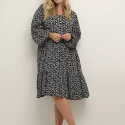 Robe Rionna -Pas Cher Vestylis Magasin large black chalk flower print kcriona dress 1