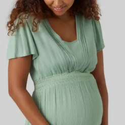 Mamalicious Robe Maternité Mimmi -Pas Cher Vestylis Magasin large mama licious regularfitlangkjole groen 1
