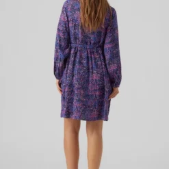 Mamalicious Robe Maternité Et Allaitement Mllantana -Pas Cher Vestylis Magasin large mama licious regularfitv halselastiskemanchetterbredeaermerkjole blue 1